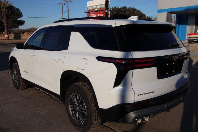 2026 Chevrolet Traverse FWD LT