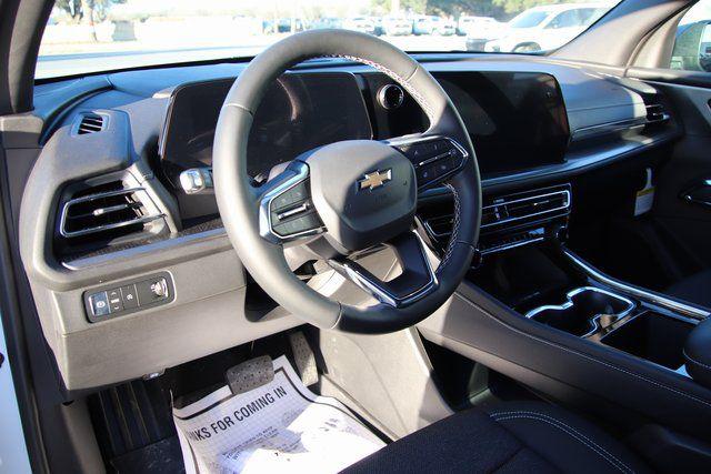 2026 Chevrolet Traverse FWD LT
