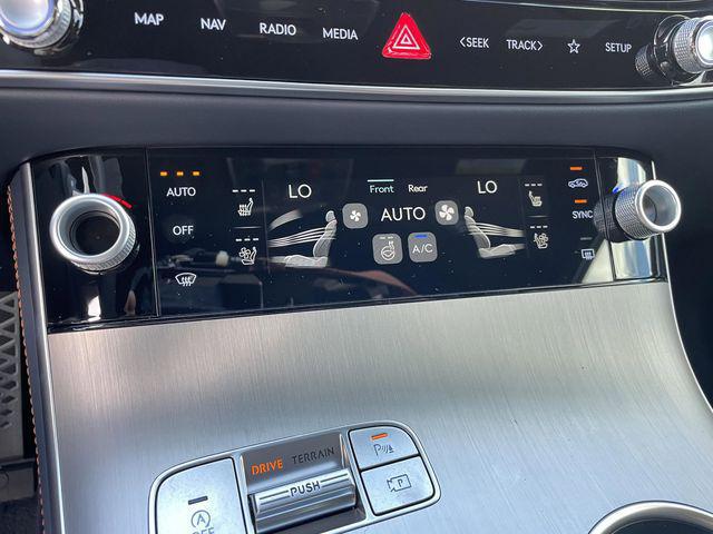 2026 Genesis GV70 3.5T Sport Advanced
