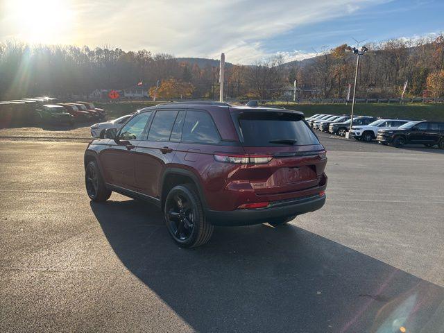 2025 Jeep Grand Cherokee GRAND CHEROKEE LIMITED 4X4 2025 Jeep Grand Cherokee GRAND CHEROKEE LIMITED 4X4