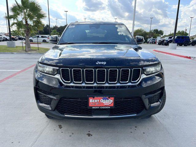 2025 Jeep Grand Cherokee GRAND CHEROKEE LAREDO X 4X2