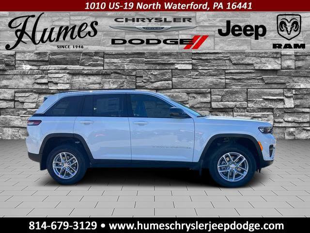 2025 Jeep Grand Cherokee GRAND CHEROKEE LAREDO X 4X4
