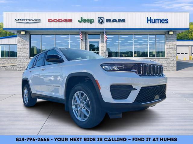 2025 Jeep Grand Cherokee GRAND CHEROKEE LAREDO X 4X4