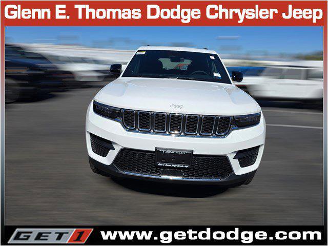 2025 Jeep Grand Cherokee GRAND CHEROKEE LAREDO X 4X2 2025 Jeep Grand Cherokee GRAND CHEROKEE LAREDO X 4X2