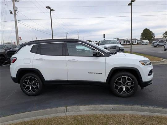 2026 Jeep Compass COMPASS LIMITED 4X4 2026 Jeep Compass COMPASS LIMITED 4X4