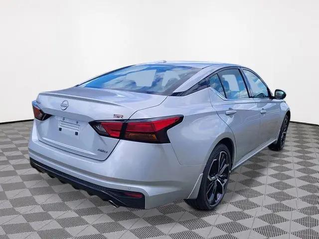 2025 Nissan Altima SR AWD