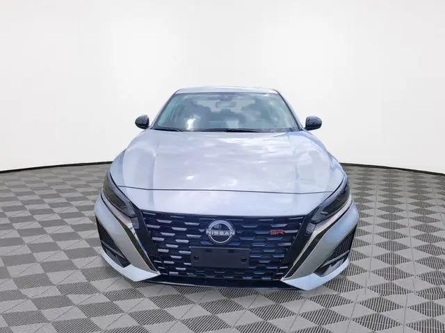 2025 Nissan Altima SR AWD