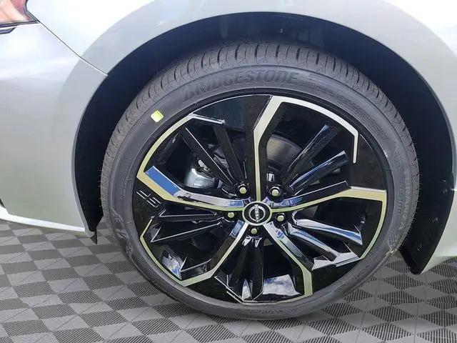 2025 Nissan Altima SR AWD