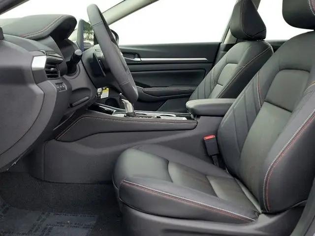 2025 Nissan Altima SR AWD