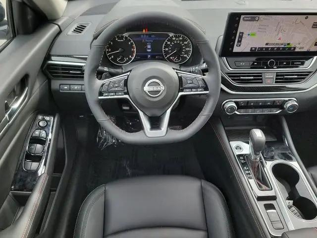 2025 Nissan Altima SR AWD