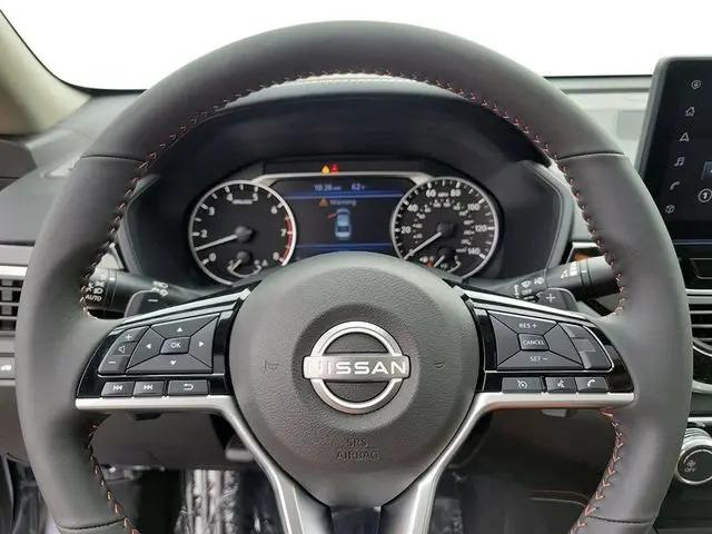 2025 Nissan Altima SR AWD