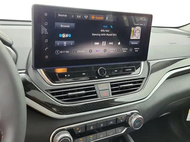 2025 Nissan Altima SR AWD