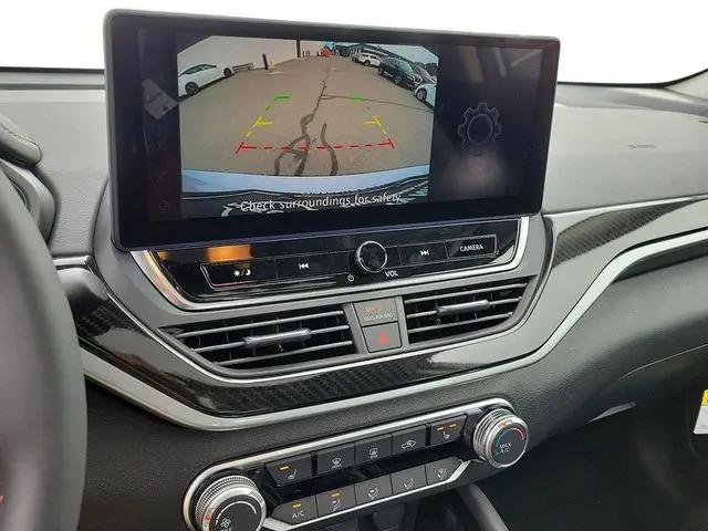 2025 Nissan Altima SR AWD
