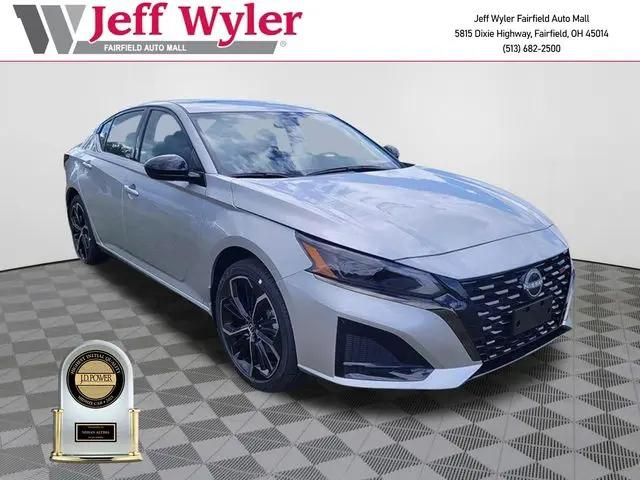 2025 Nissan Altima SR AWD for sale near Fairfield, OH