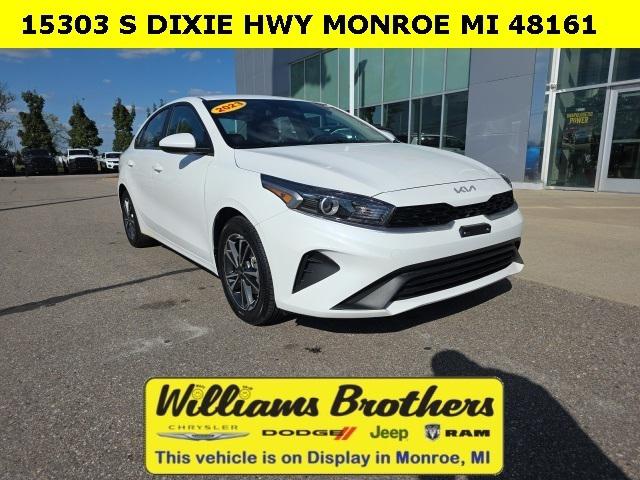 2023 Kia Forte LXS 2023 Kia Forte LXS