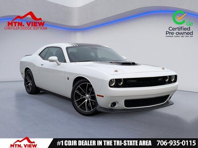 2016 Dodge Challenger 392 Hemi Scat Pack Shaker