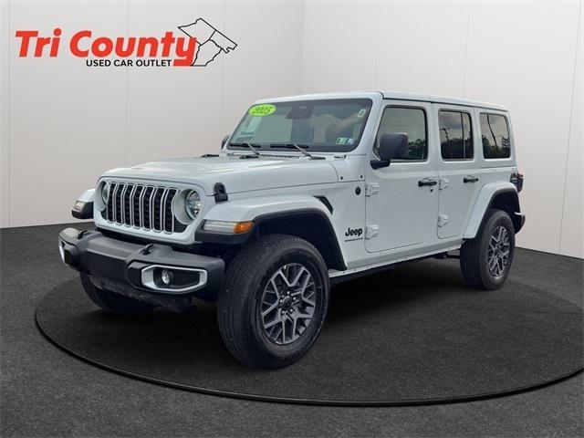 2025 Jeep Wrangler 4-Door Sahara 4x4