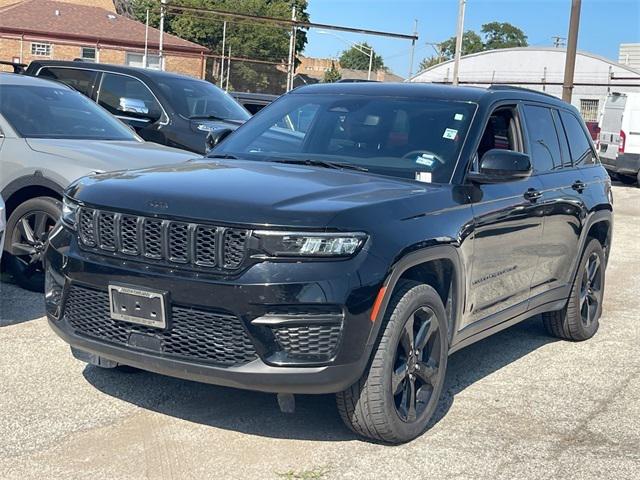 2023 Jeep Grand Cherokee Altitude 4x2
