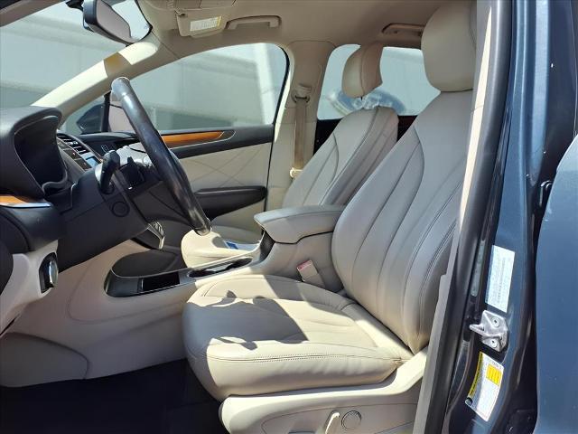 2019 Lincoln MKC Select