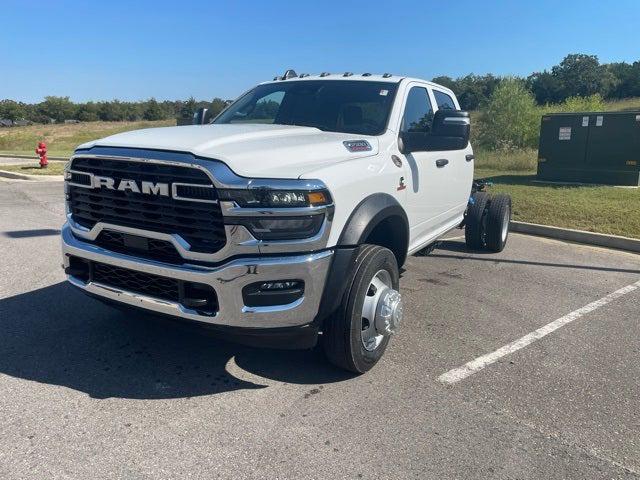 2026 RAM Ram 5500 Chassis Cab RAM 5500 TRADESMAN CHASSIS CREW CAB 4X4 60 CA 2026 RAM Ram 5500 Chassis Cab RAM 5500 TRADESMAN CHASSIS CREW CAB 4X4 60 CA
