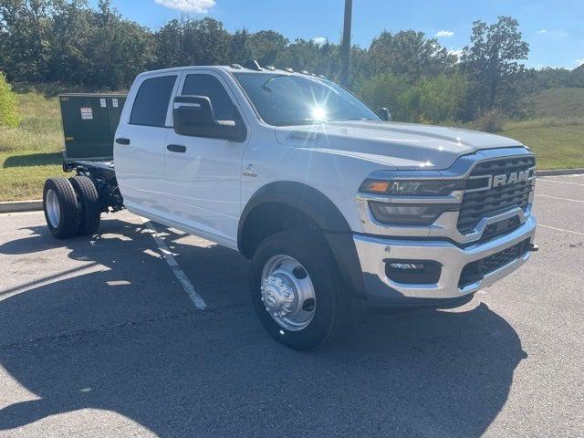 2026 RAM Ram 5500 Chassis Cab RAM 5500 TRADESMAN CHASSIS CREW CAB 4X4 60 CA 2026 RAM Ram 5500 Chassis Cab RAM 5500 TRADESMAN CHASSIS CREW CAB 4X4 60 CA