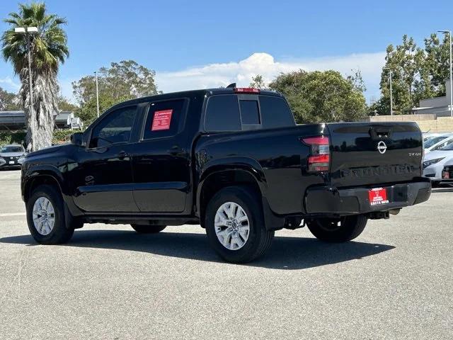2022 Nissan Frontier Crew Cab SV 4x4