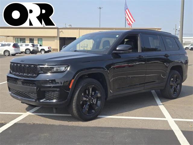 2023 Jeep Grand Cherokee L Altitude 4x2
