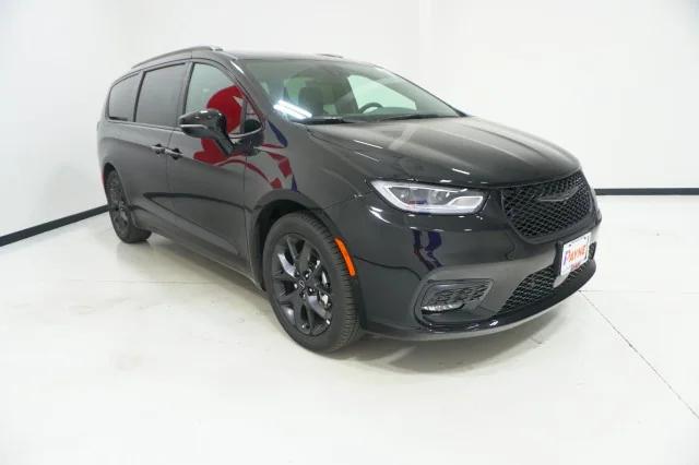 2026 Chrysler Pacifica PACIFICA LIMITED