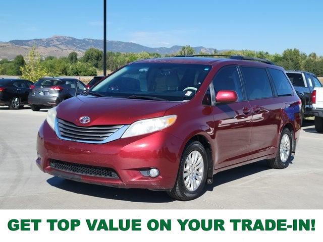 2013 Toyota Sienna XLE V6 8 Passenger 2013 Toyota Sienna XLE V6 8 Passenger