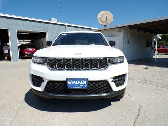 2025 Jeep Grand Cherokee GRAND CHEROKEE LAREDO X 4X4