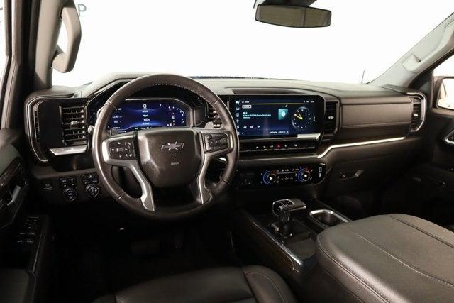 2023 Chevrolet Silverado 1500 4WD Crew Cab Short Bed RST