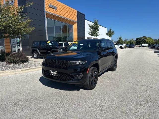 2022 Jeep Grand Cherokee Altitude 4x4