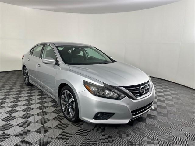 2016 Nissan Altima 2.5 SR