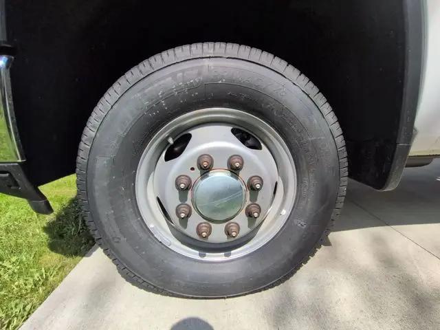 2025 Chevrolet Silverado 3500HD Work Truck