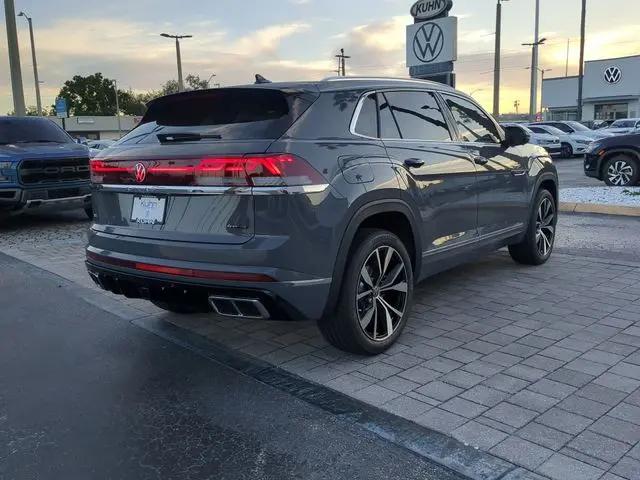 2026 Volkswagen Atlas Cross Sport SEL Premium R-Line