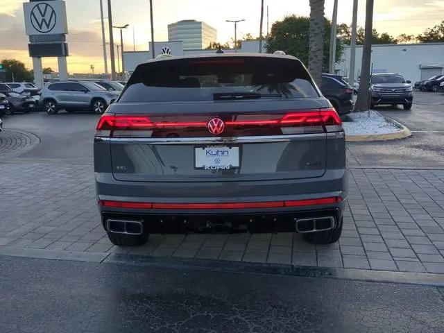 2026 Volkswagen Atlas Cross Sport SEL Premium R-Line