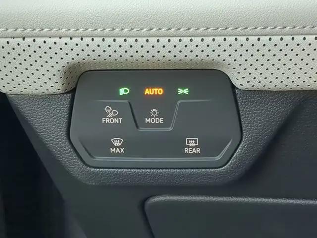2026 Volkswagen Atlas Cross Sport SEL Premium R-Line