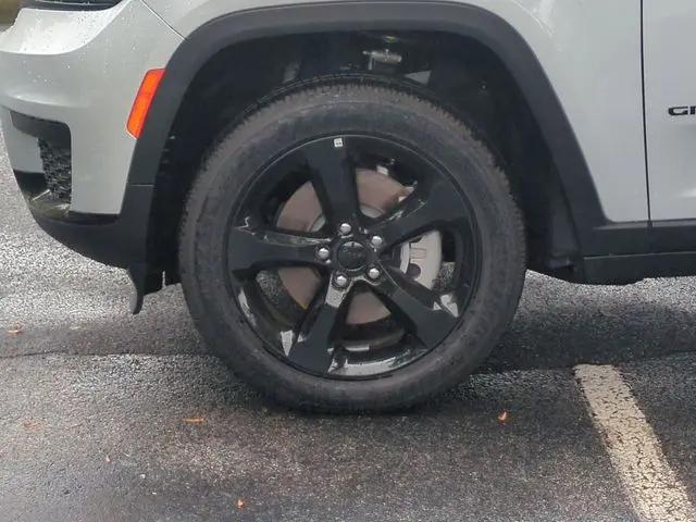 2025 Jeep Grand Cherokee L Altitude X 4x4