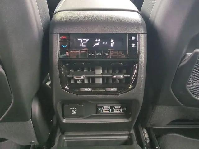2025 Jeep Grand Cherokee L Altitude X 4x4