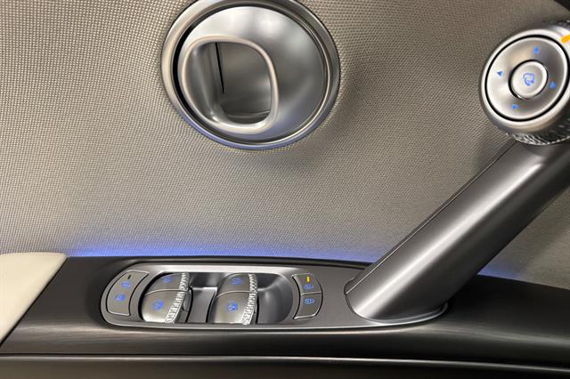 2026 Genesis GV60 19