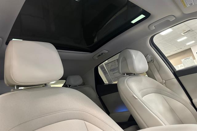 2026 Genesis GV60 19