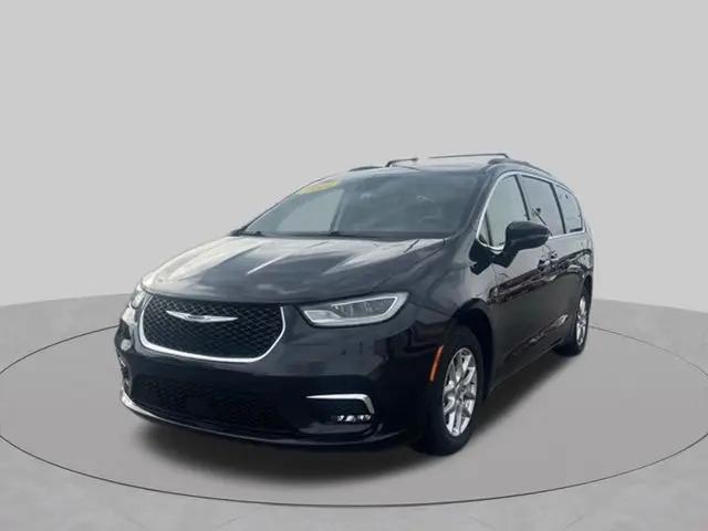 2022 Chrysler Pacifica Touring L for sale in Lexington, KY