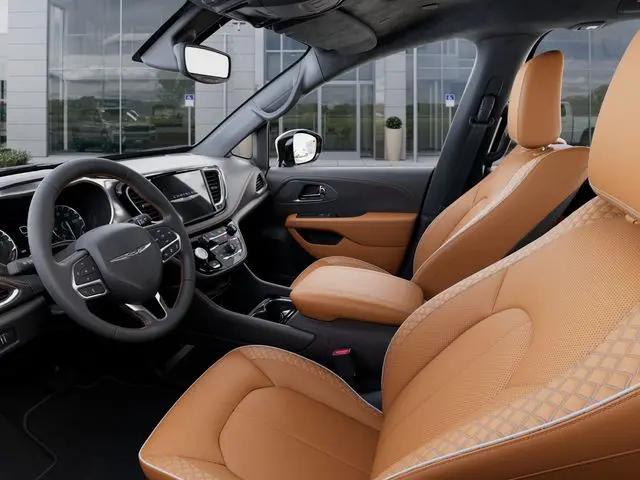 2026 Chrysler Pacifica Pinnacle