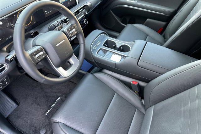 2026 Hyundai Palisade Limited - Photo 10
