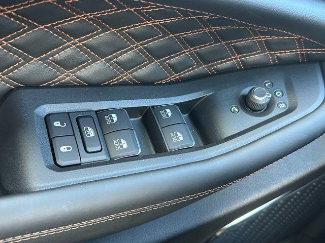 2025 Jeep Grand Cherokee Summit 4x4