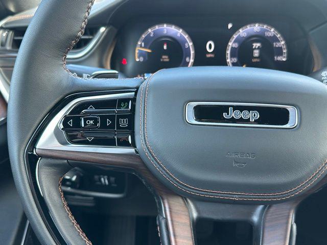 2025 Jeep Grand Cherokee Summit 4x4