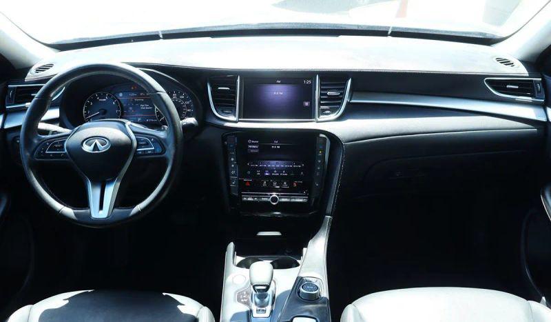 2021 INFINITI QX50 LUXE