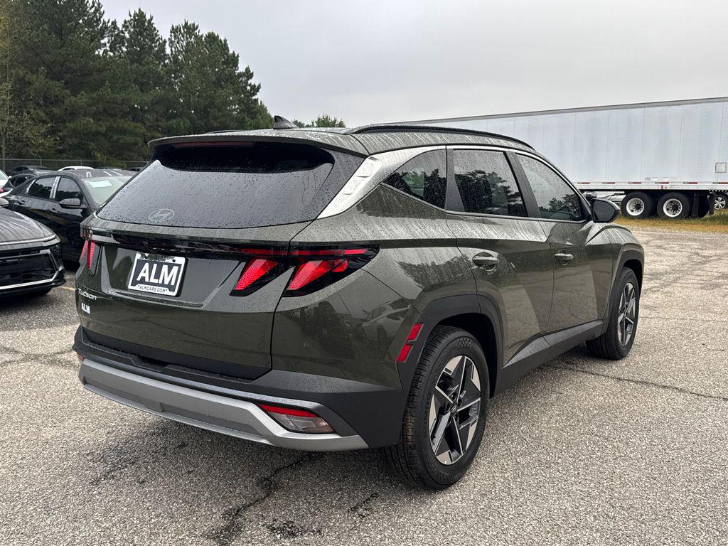 New 2026 Green HYUNDAI SEL FWD image 6