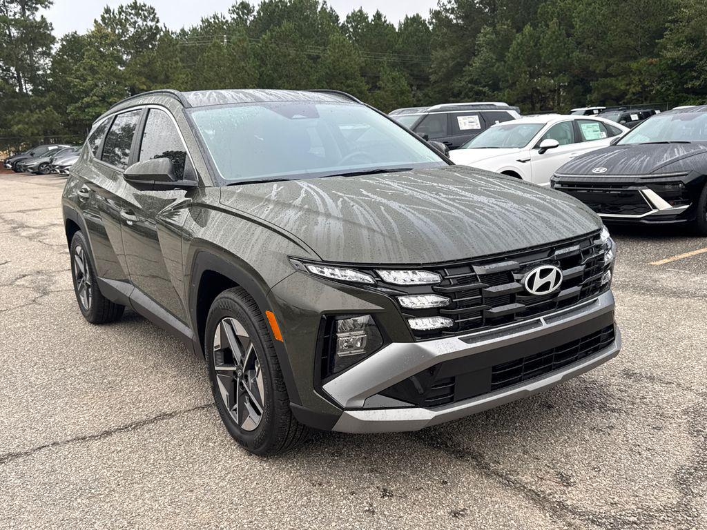 New 2026 Green HYUNDAI SEL FWD image 8