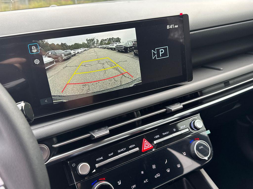 New 2026 Green HYUNDAI SEL FWD image 20